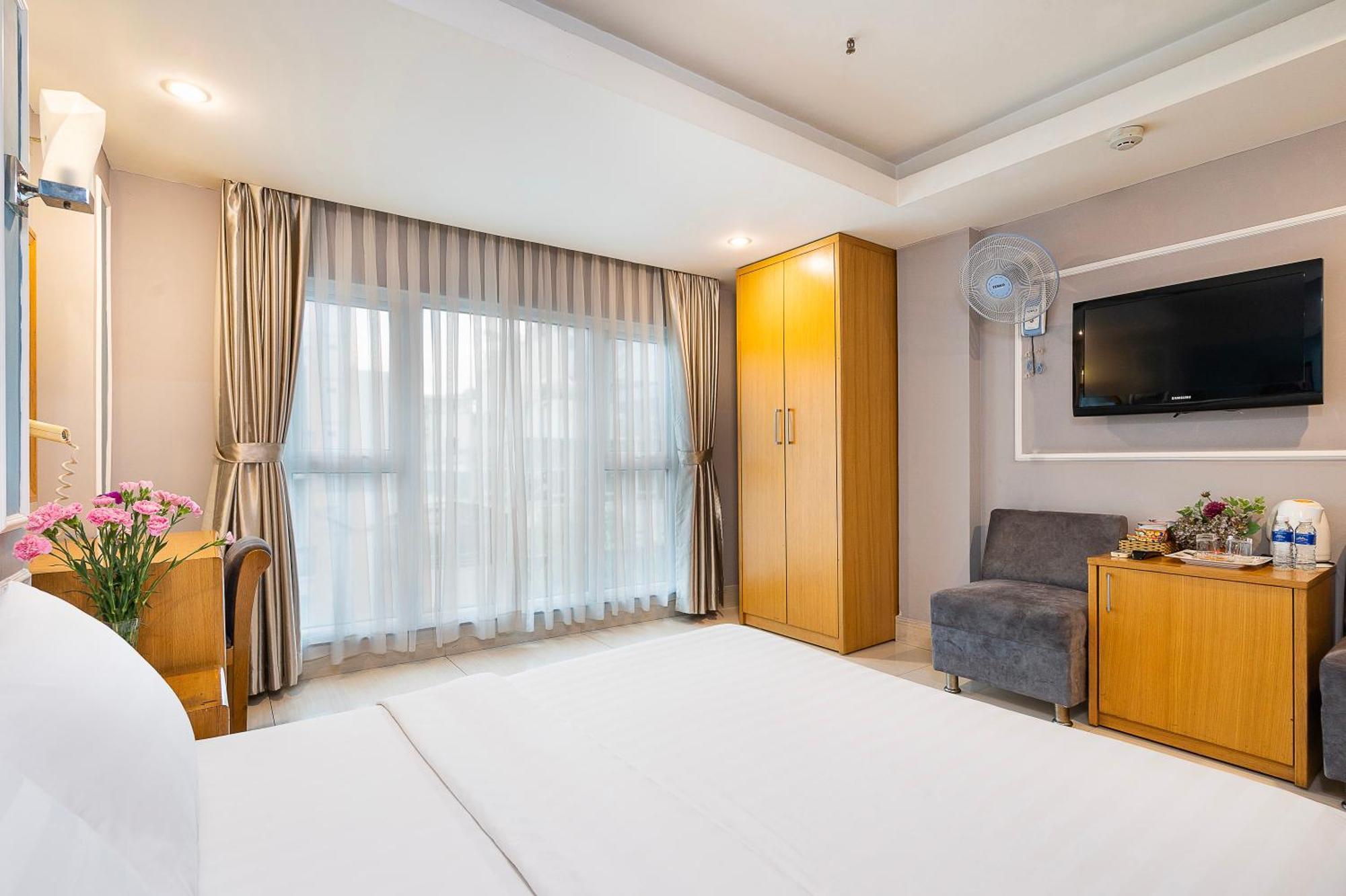 Lucky Star Hotel - Ben Thanh Cidade de Ho Chi Minh Exterior foto