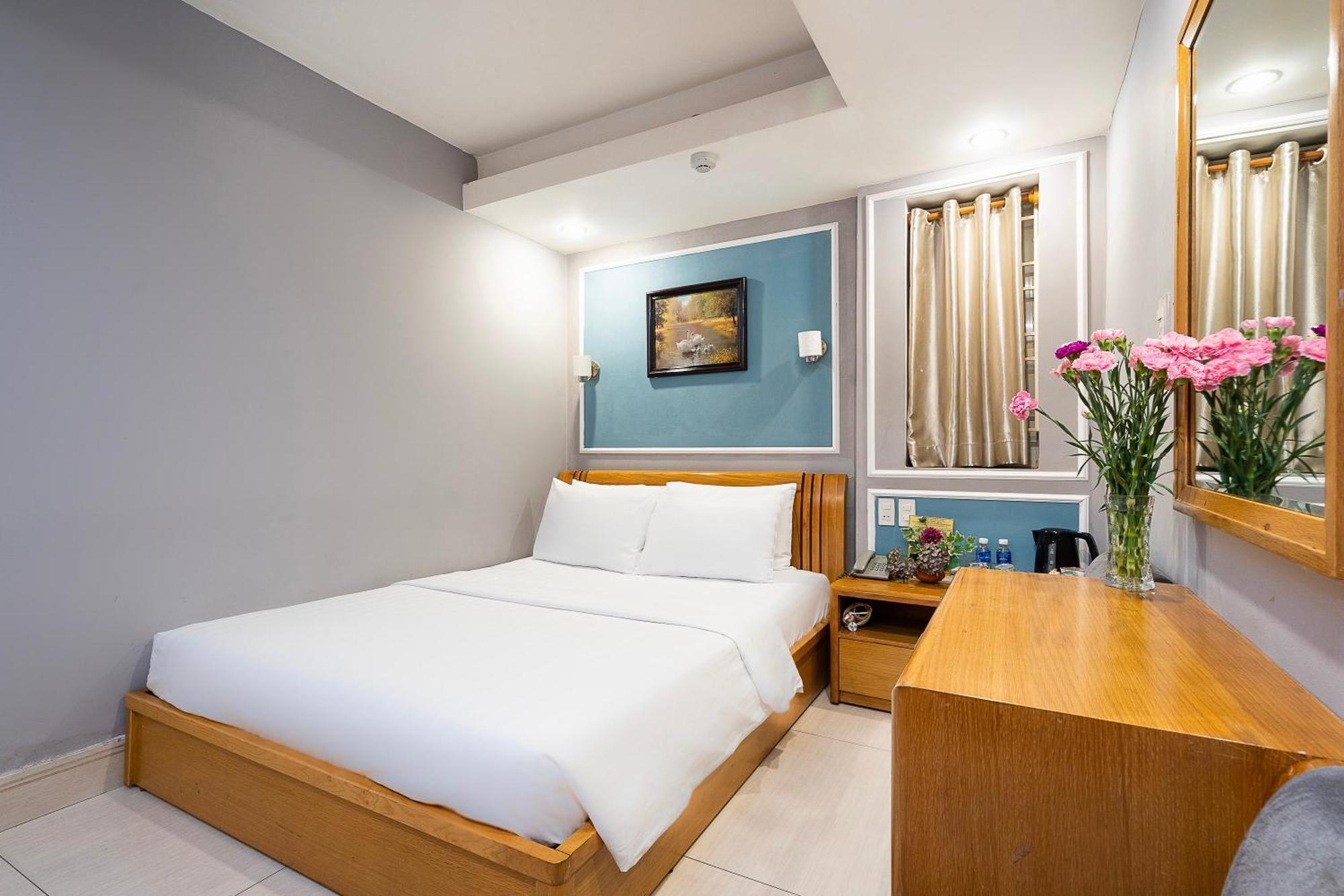 Lucky Star Hotel - Ben Thanh Cidade de Ho Chi Minh Exterior foto