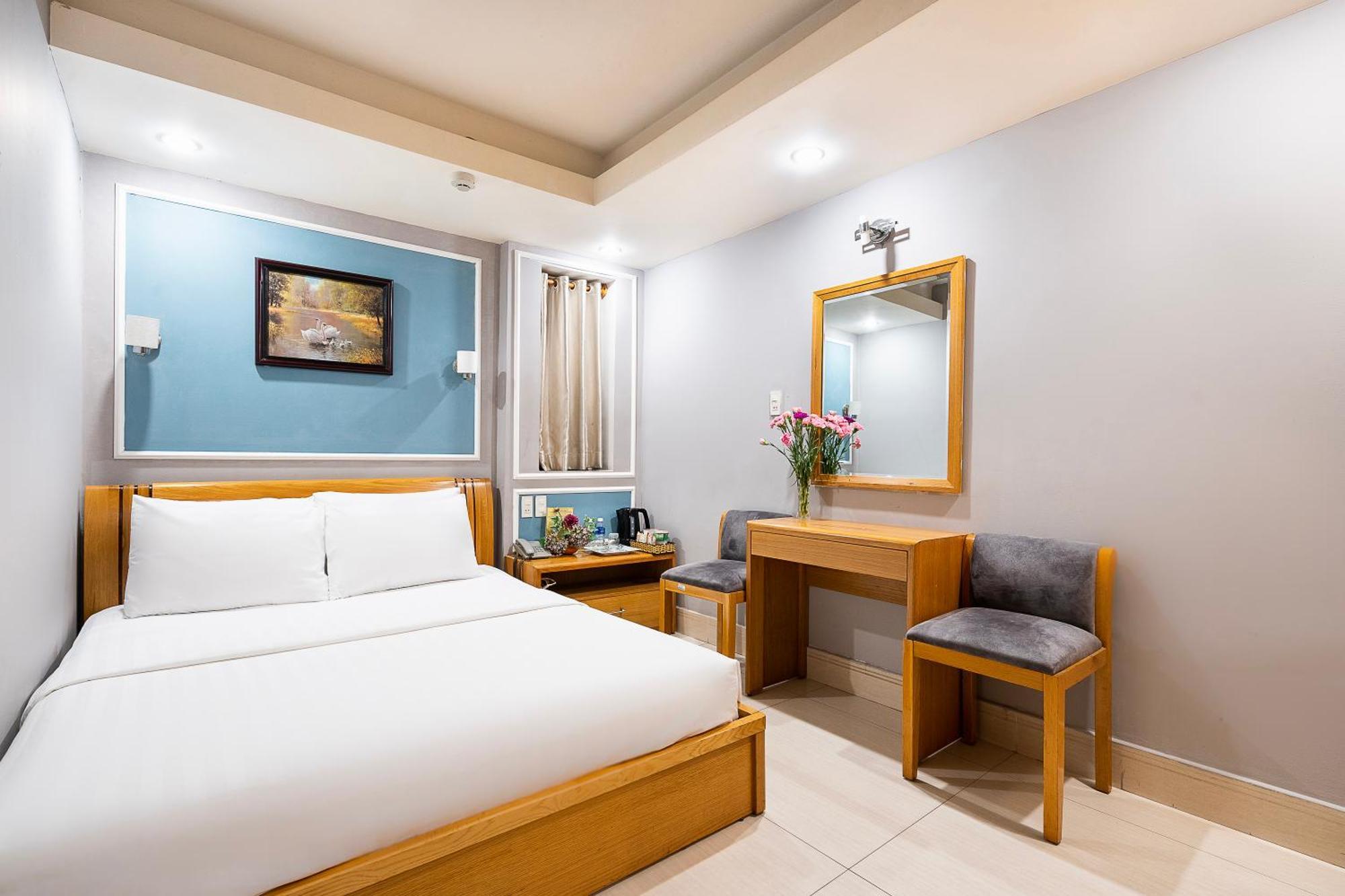 Lucky Star Hotel - Ben Thanh Cidade de Ho Chi Minh Exterior foto