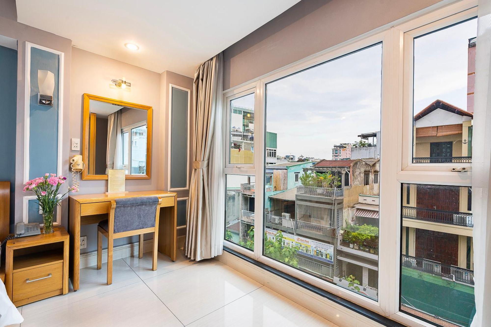 Lucky Star Hotel - Ben Thanh Cidade de Ho Chi Minh Exterior foto